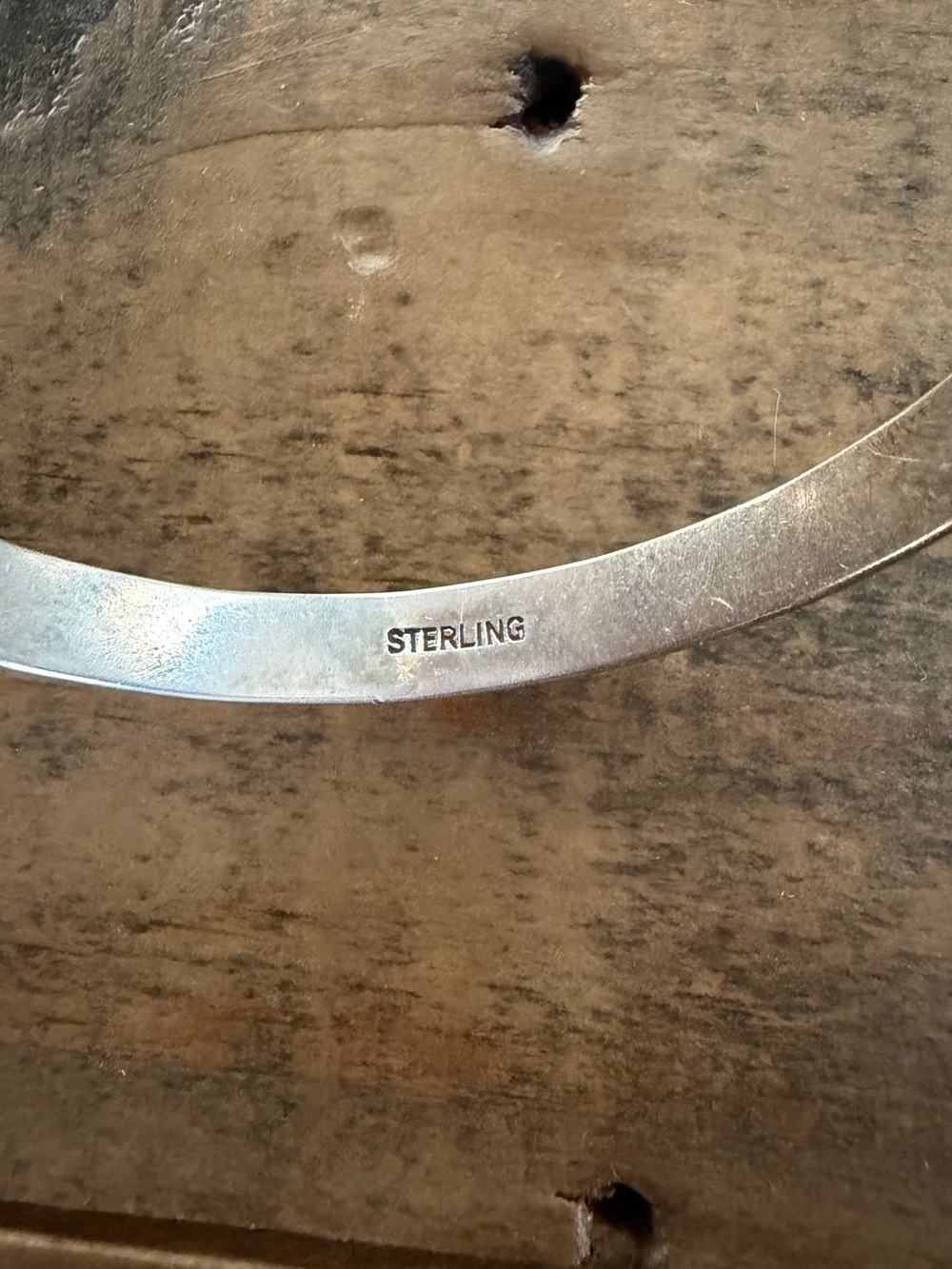 Vintage Native Navajo Carinated Stamped Sterling Silver Bracelet Cuff - Picture 5 of 7